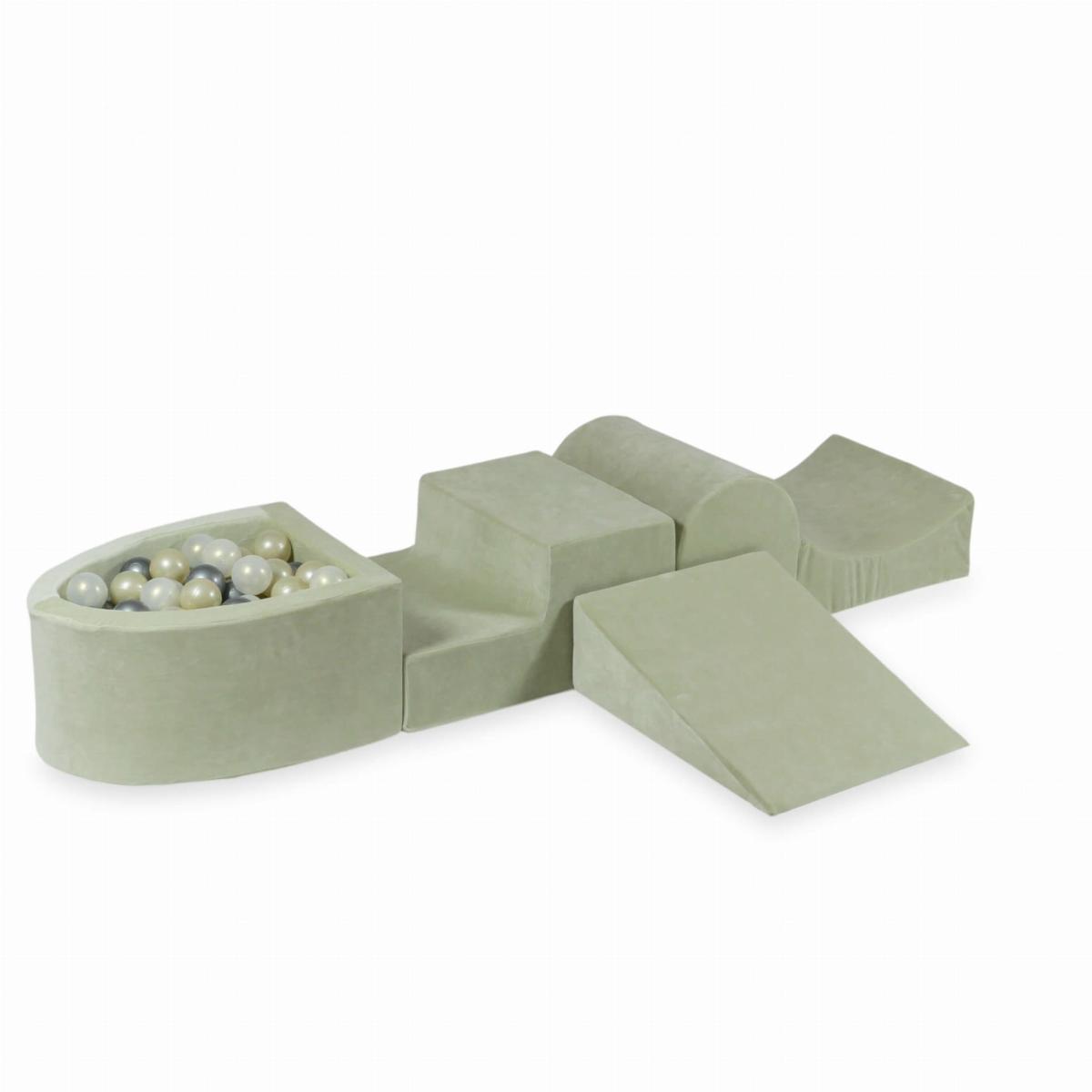 Piankowy plac zabaw z górką i z basenem micro Velvet Soft Jasnomiętowy + 100 piłek: jasnozłote, opalizujące, srebrne