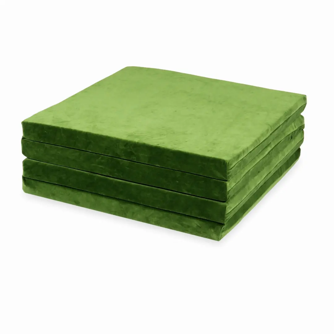 mk018-mimii-mata-do-zabawy-kwadratowa-120x120-velvet-soft-oliwkowy-1.jpeg