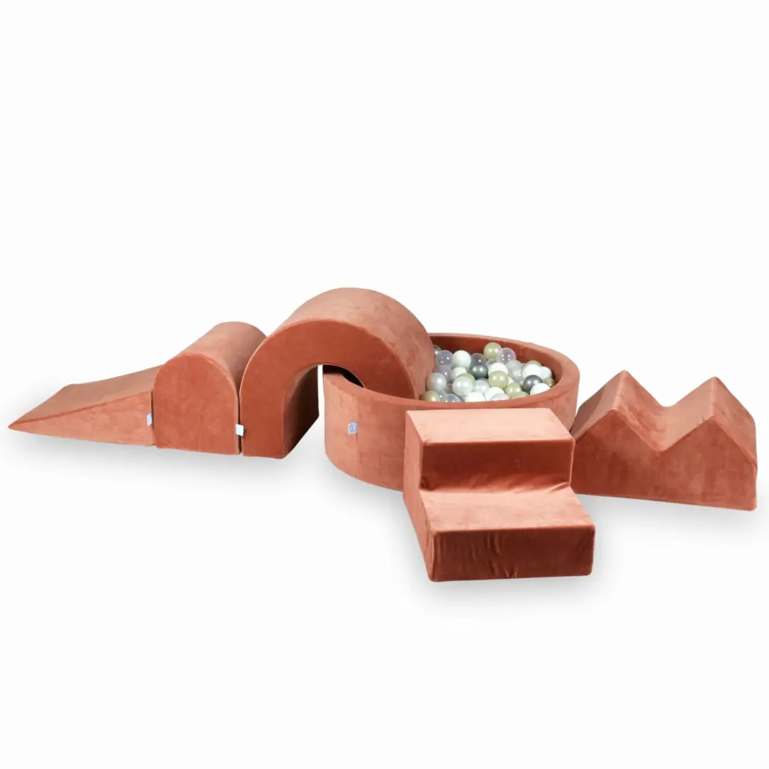 tp547-mimii-piankowy-plac-zabaw-z-basenem-90x30-Velvet-Soft-Canyon-Clay+5-elementów+200-piłek-przezroczyste-białe-perłowe-srebrne-jasnozłote.jpeg